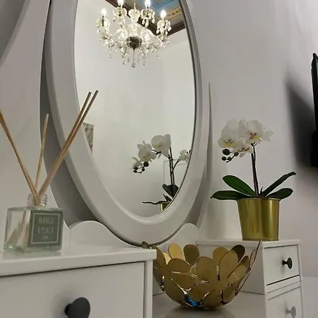 아파트 Heaven Luxury - 4 Bedroom 3 Bth, 13 Pr, Dowtown *