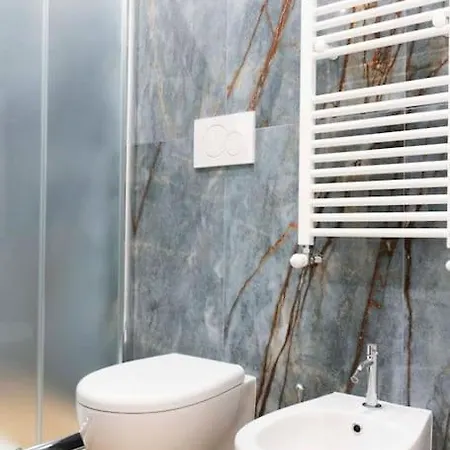 Heaven Luxury - 4 Bedroom 3 Bth, 13 Pr, Dowtown 아파트 로마