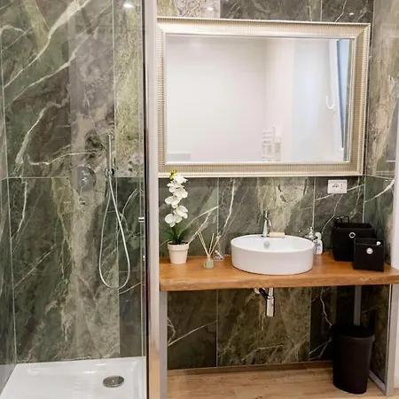 Heaven Luxury - 4 Bedroom 3 Bth, 13 Pr, Dowtown 아파트 로마