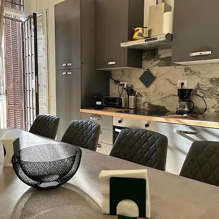 Heaven Luxury - 4 Bedroom 3 Bth, 13 Pr, Dowtown 아파트 *