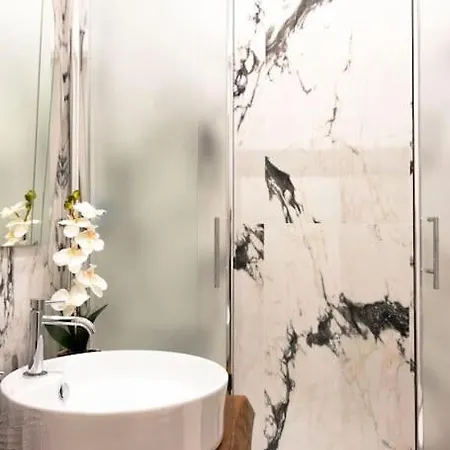 Heaven Luxury - 4 Bedroom 3 Bth, 13 Pr, Dowtown